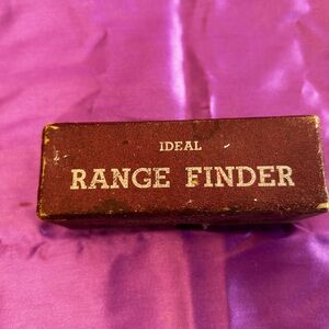 Vintage Range Finder in Rich Brown